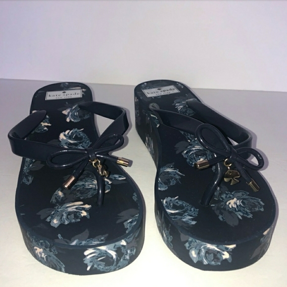 Kate Spade | Size 9 | Navy Rhett | Wedge Flip Flop - Picture 6 of 8